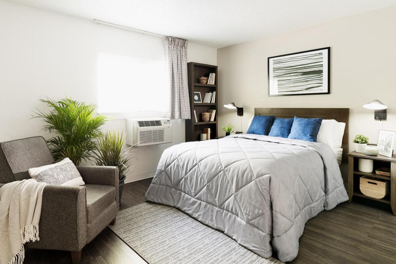 Intown Suites Extended Stay West Palm Beach Fl - Military Trail Rd Eksteriør billede